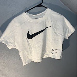 Women’s Nike Croptop